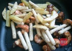 麻辣海鲜锅的做法图解11