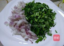 韭菜饼的做法图解1