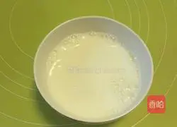 Illustration of how to make milk-flavored hand-shredded cakes 2