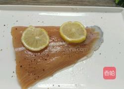 香煎三文鱼的做法图解4