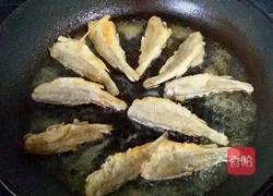 干煎黄花鱼的做法图解3