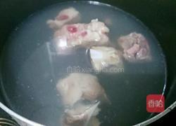 药膳排骨汤的做法图解4
