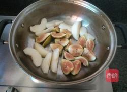 雪梨无花果茶的做法图解2