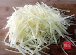 麻香土豆丝的做法图解1