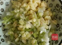 包菜虾皮饼的做法图解5