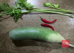 凉拌青萝卜丝的做法图解1