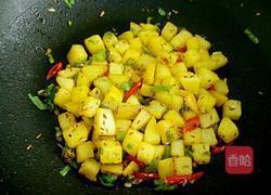 孜然土豆块的做法图解9