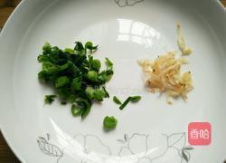 酱油汤面的做法图解2