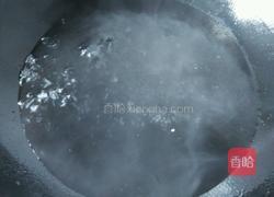 酱油汤面的做法图解3