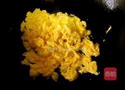 土豆丝炒鸡蛋的做法图解3