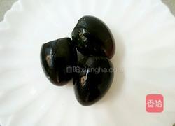 红辣椒松花蛋的做法图解2
