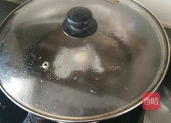 荷包蛋面条的做法图解2