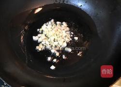 蒜香鸡脚的做法图解4