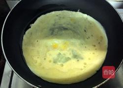 鸡蛋炒蘑菇的做法图解2