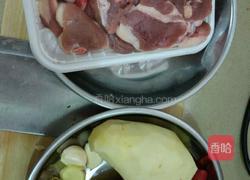 土豆鸭腿的做法图解1