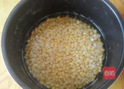 花生拌黄豆的做法图解2
