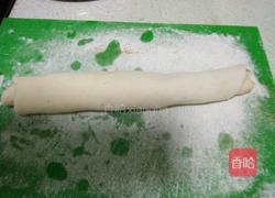 多层鲜香花卷的做法图解3
