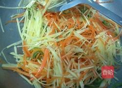 土豆胡萝卜丝的做法图解8