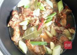 芋头焖排骨的做法图解7