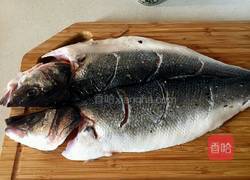 彩椒焗烤海鲈鱼的做法图解3