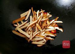 豆腐干炒蒜苗的做法图解5