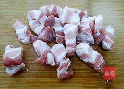 红烧肉炖蛋的做法图解1