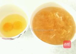 银耳炒鸡蛋的做法图解1