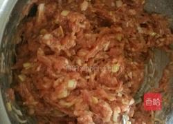 东北酸菜饺子的做法图解3