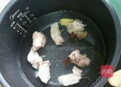 茭白排骨汤的做法图解5