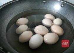 啤酒煮蛋的做法图解1