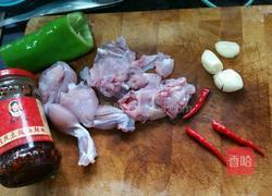 辣炒牛蛙的做法图解2