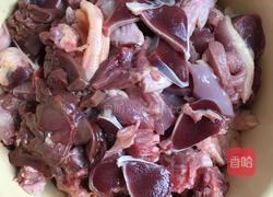 啤酒焖鸭的做法图解1