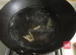 鱿鱼炒芹菜的做法图解5