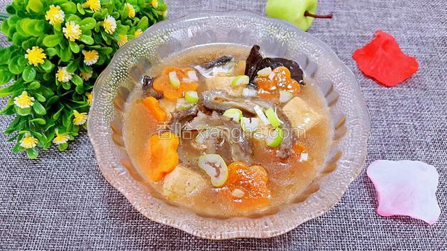 海参豆腐煲