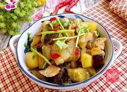 五花肉炖茄子土豆的做法图解7