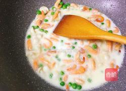 奶香青豆煨河虾的做法图解11
