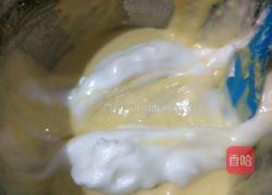 榴莲戚风蛋糕的做法图解12