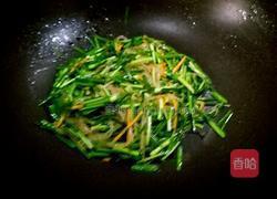 韭菜炒粉条的做法图解13