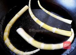 竹笋烧鸡的做法图解2