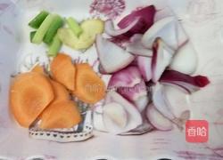 猪肉炒木耳的做法图解3