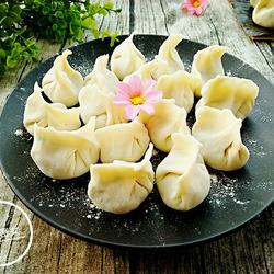 鱿鱼饺子的做法[图]