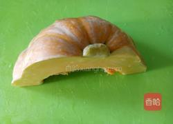 奶油南瓜粥的做法图解1