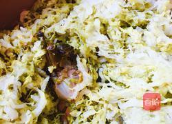 沙锅炖酸菜血肠的做法图解2