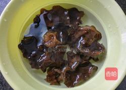 莴笋木耳肉片的做法图解1