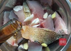 煎武昌鱼的做法图解4