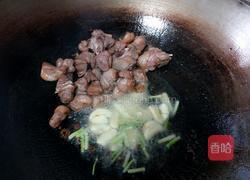 板栗烧鸭的做法图解2