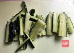 凉拌蒜香拍黄瓜的做法图解3
