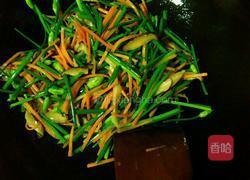 韭菜花炒牛肉的做法图解6