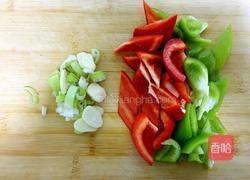 传统溜虾段的做法图解1