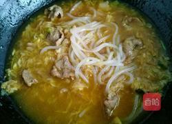猪肉酸菜炖粉条的做法图解8